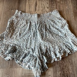 New Look Ruffled Shorts Blue Floral